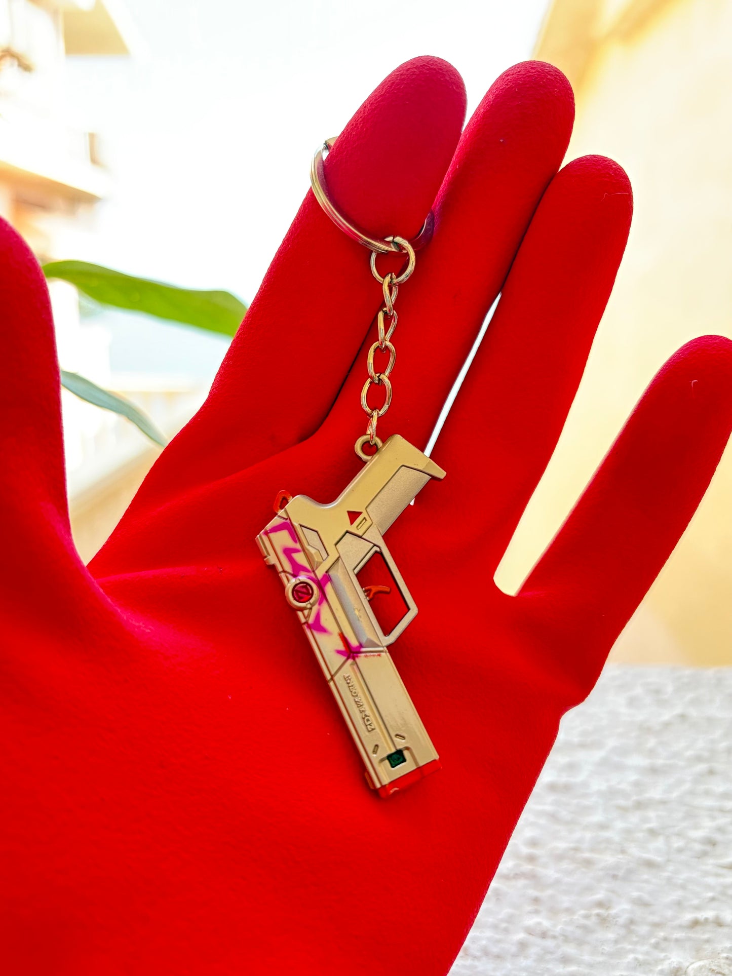[5 CM] Spectrum Classic Full Metal Keychain with Ring Replica from the FPS game Valo
