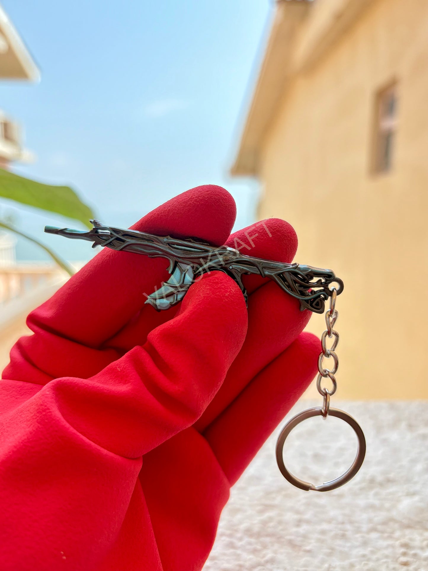 [9 CM] Gaia’s Vengeance Vandal Miniature Full Metal Keychain with Ring, Replica from FPS game Valorant