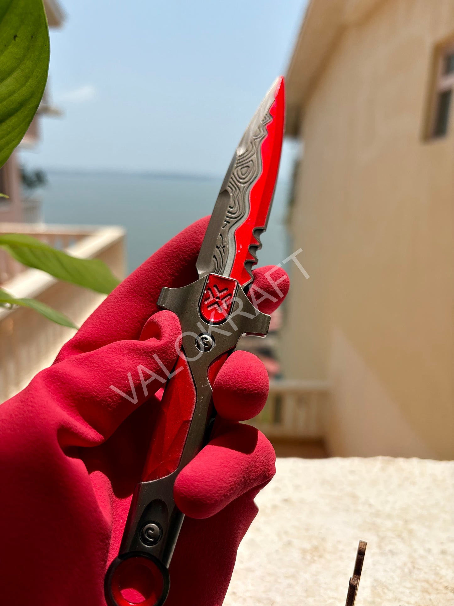 [21 CM] VCT Lock In Cosplay Full Metal Life Size Replica from Valo (Comes with Leather Pouch)