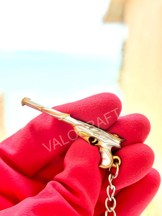 [5 CM] Sovereign Ghost Miniature Full Metal Keychain with Ring Replica from the FPS game Valo