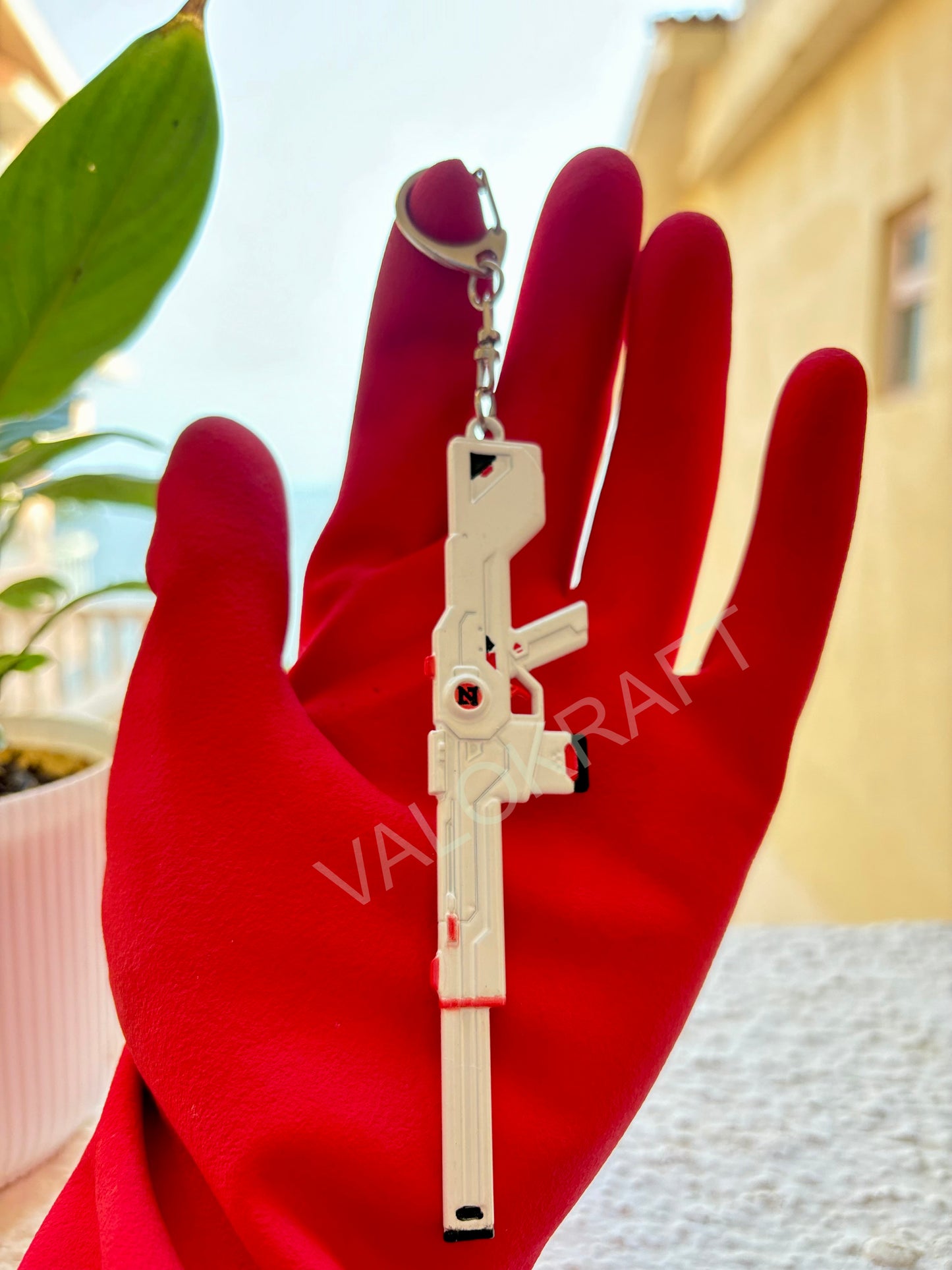 [12 CM] Spectrum Phantom Miniature Full Metal Keychain with Ring Replica from the FPS game Valo