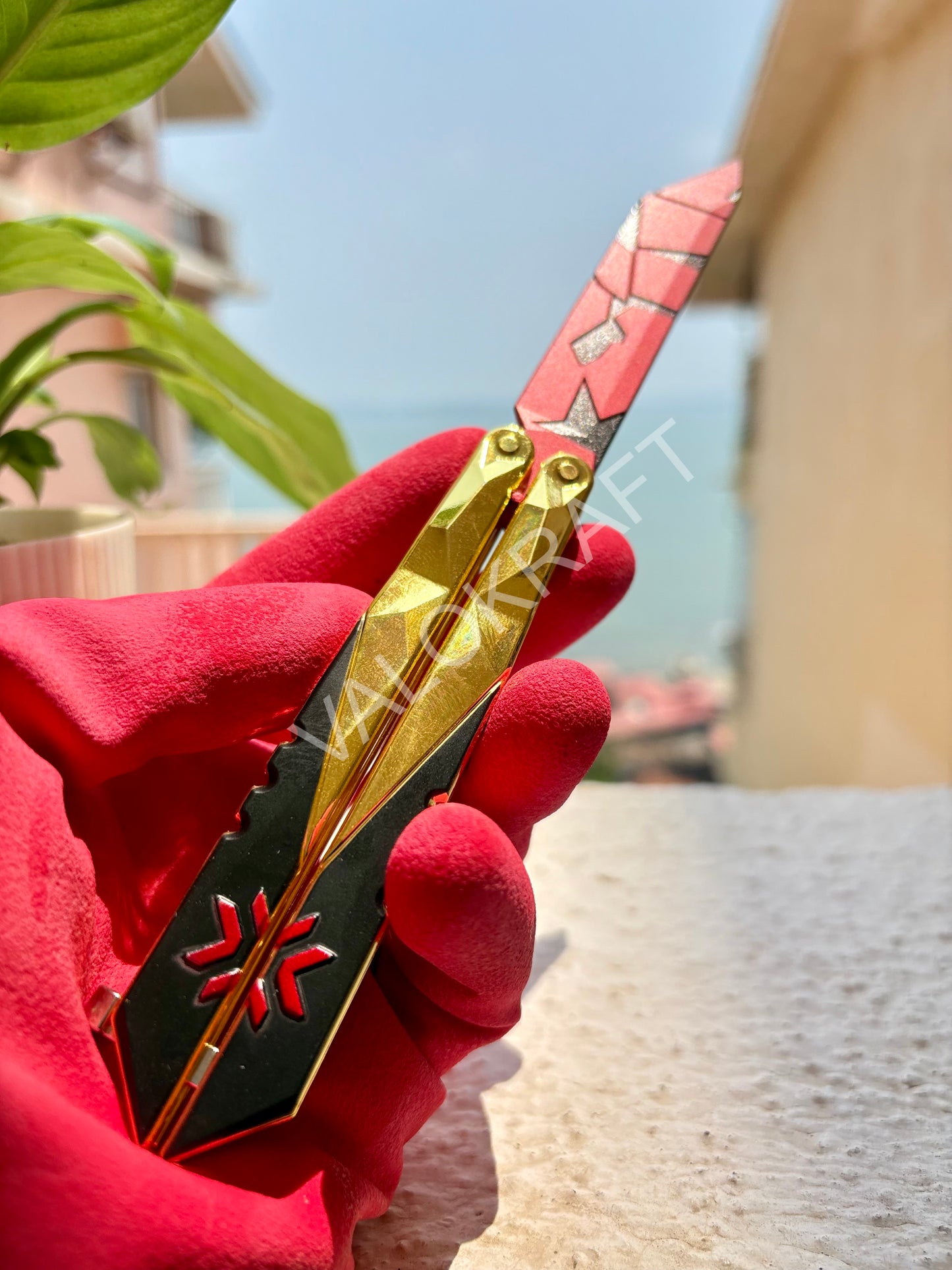 [21 CM] [Glow In Dark] Champions 2022 Butterfly Knife Full Metal Replica from FPS game Valo.